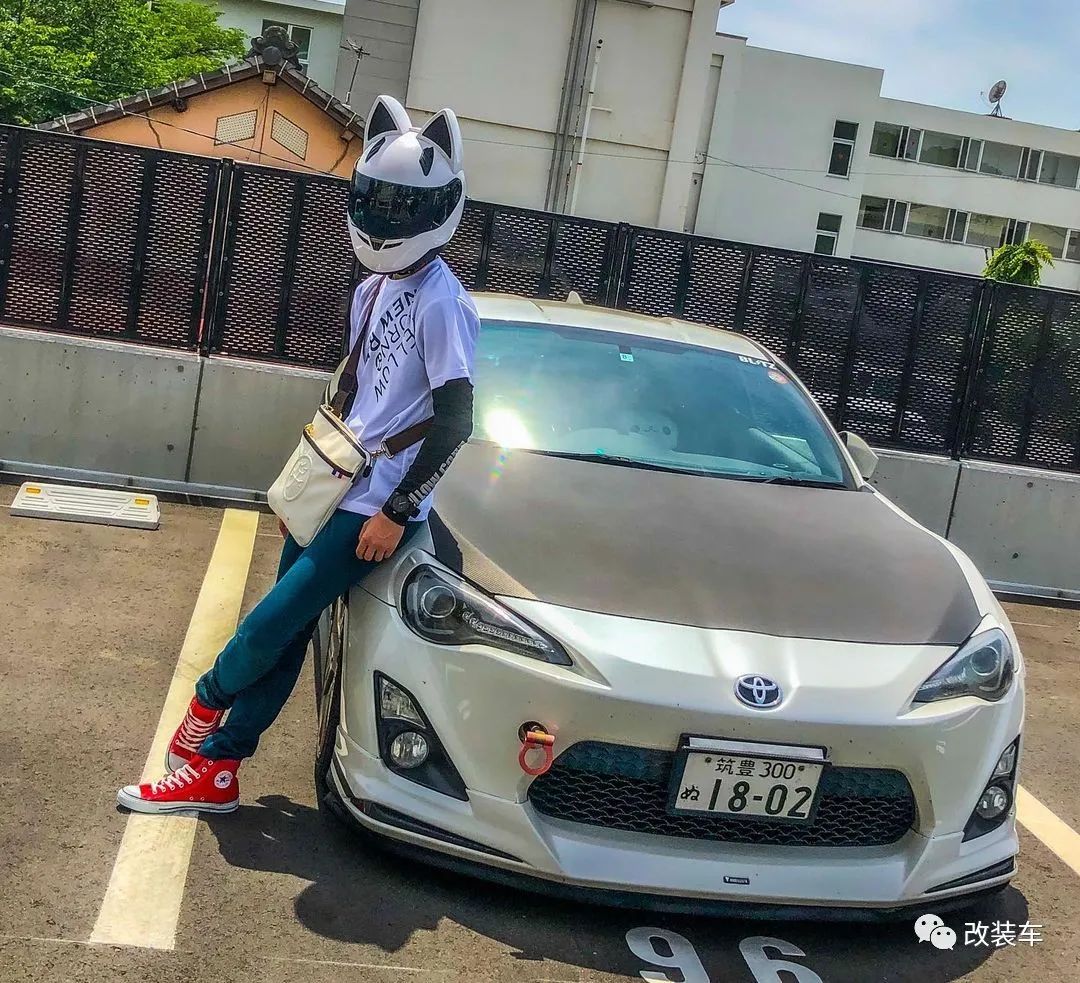 头文字d的女朋友,头文字d里面gt86的车主