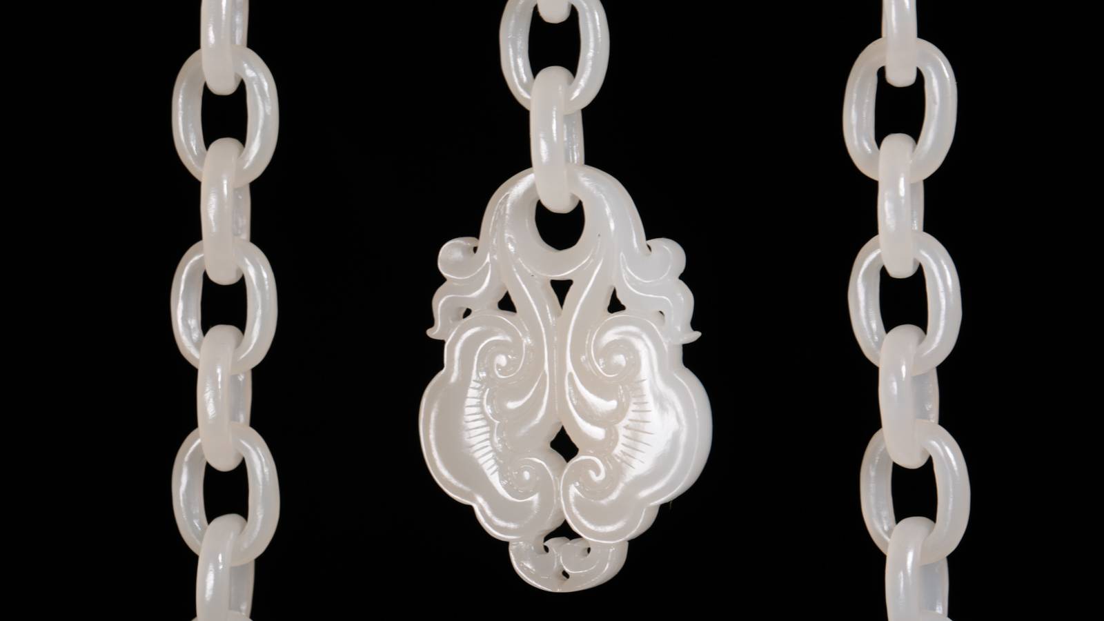 结缘赏丨玉有灵，凝尽人生浮沉