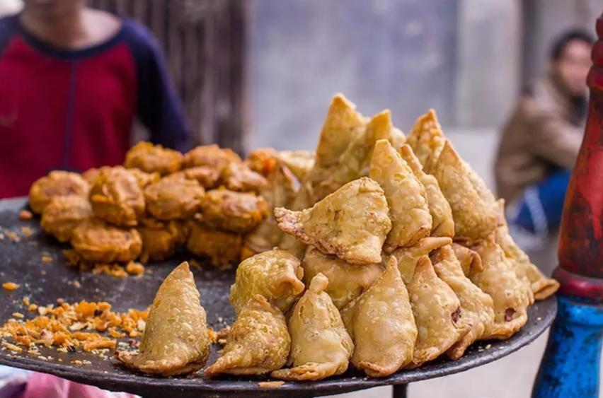 去尼泊尔要花多少钱 (去尼泊尔必做10件事)