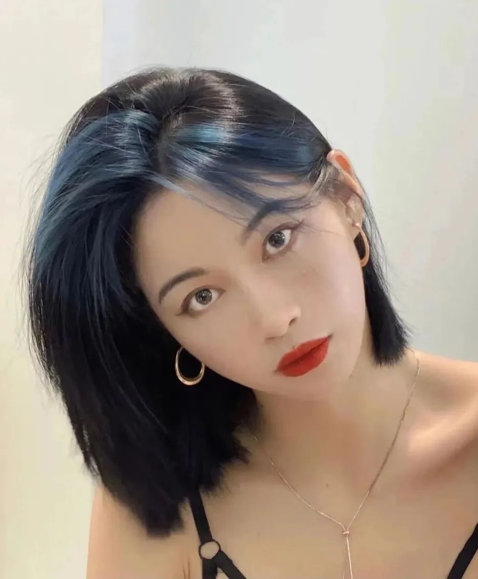 刘海染后想染回统一的发色怎么染,最近流行的刘海染法