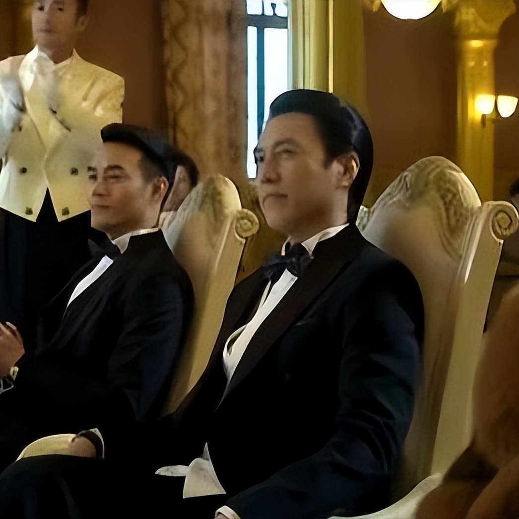 伪装者三兄弟阿诚明台打架,伪装者阿诚明台的片段