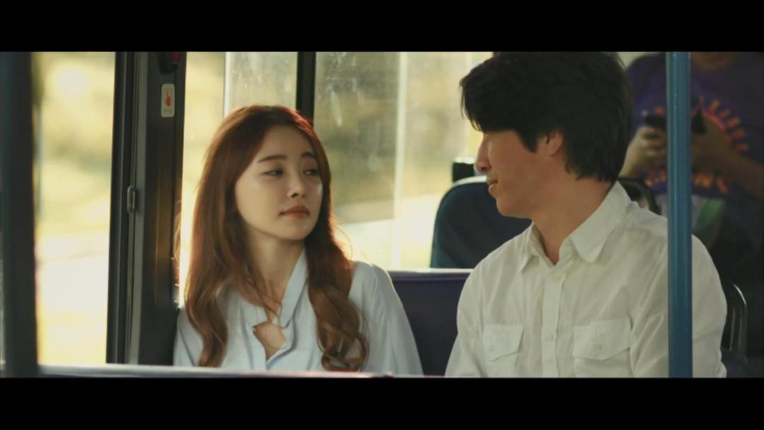 大部分的婚外情无非是寂寞的相遇,婚外的情最好的做法是放下