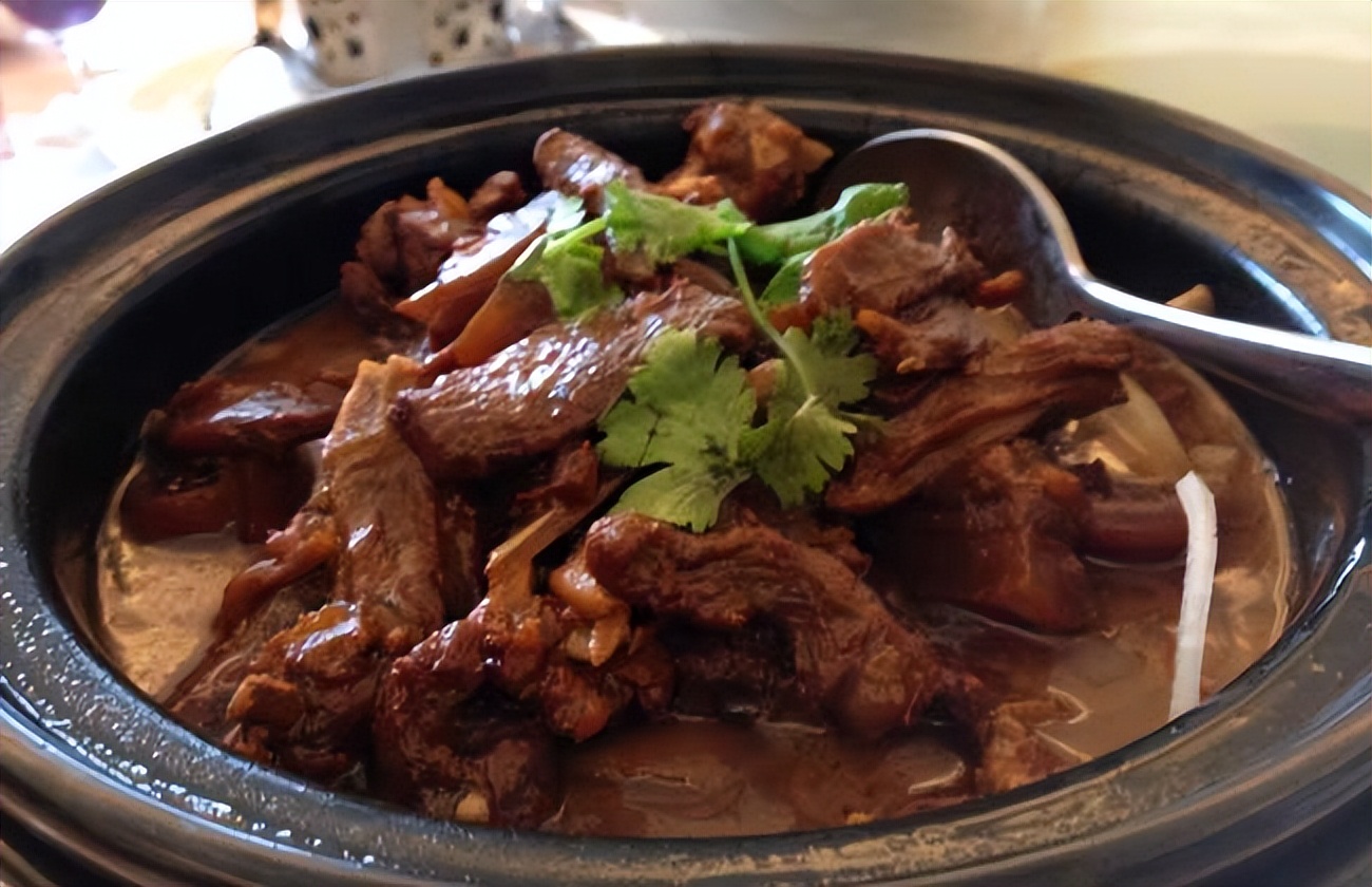 中华美食八大菜系特点,美食文化之八大菜系的特点