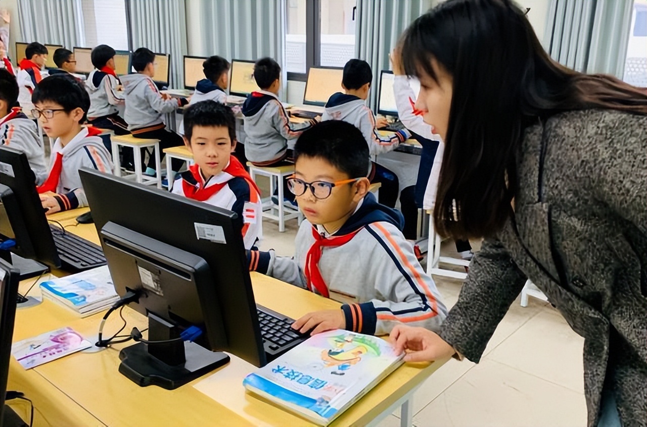 2024年教师新工资标准,2023年教师的新工资标准是什么