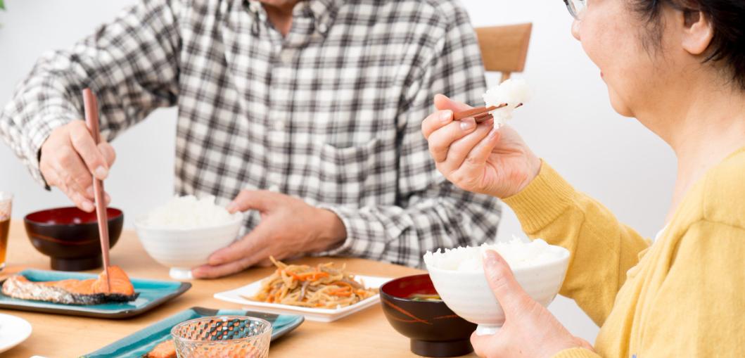 脸上血斑与心梗有关系吗,心梗后脸上出现小红点