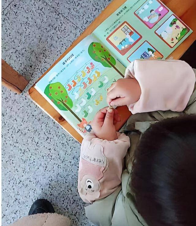 3岁小孩情绪暴躁学习力差,3岁反应迟钝的孩子怎么引导