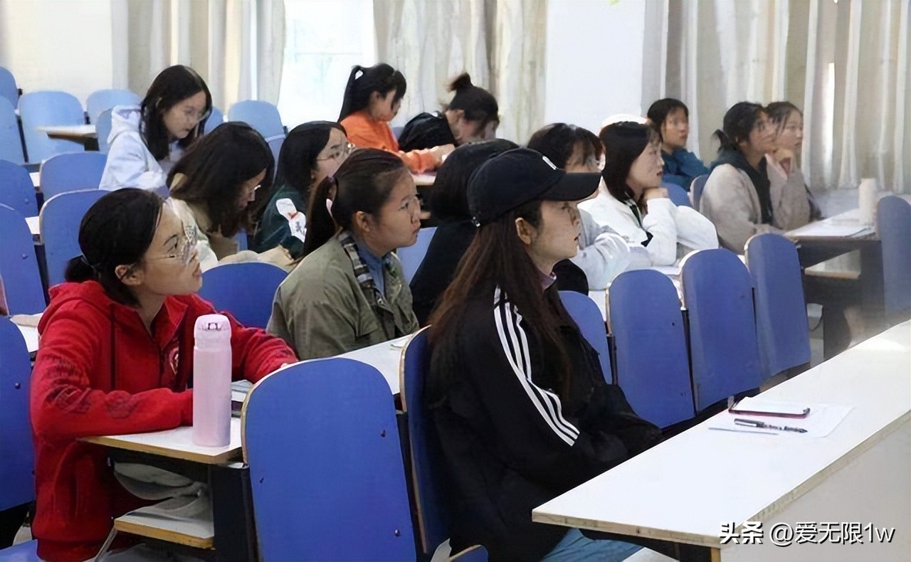 中国邮政招200人六险二金正式工,邮政5险一金招聘