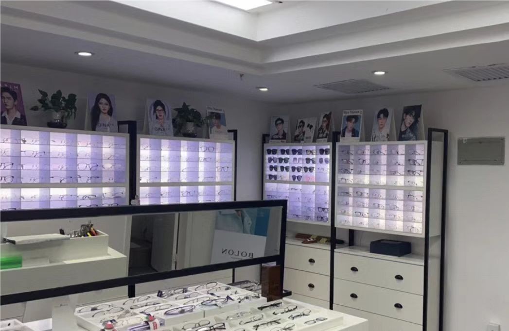 深圳学生配眼镜去哪里比较好,深圳哪里配眼镜比较准