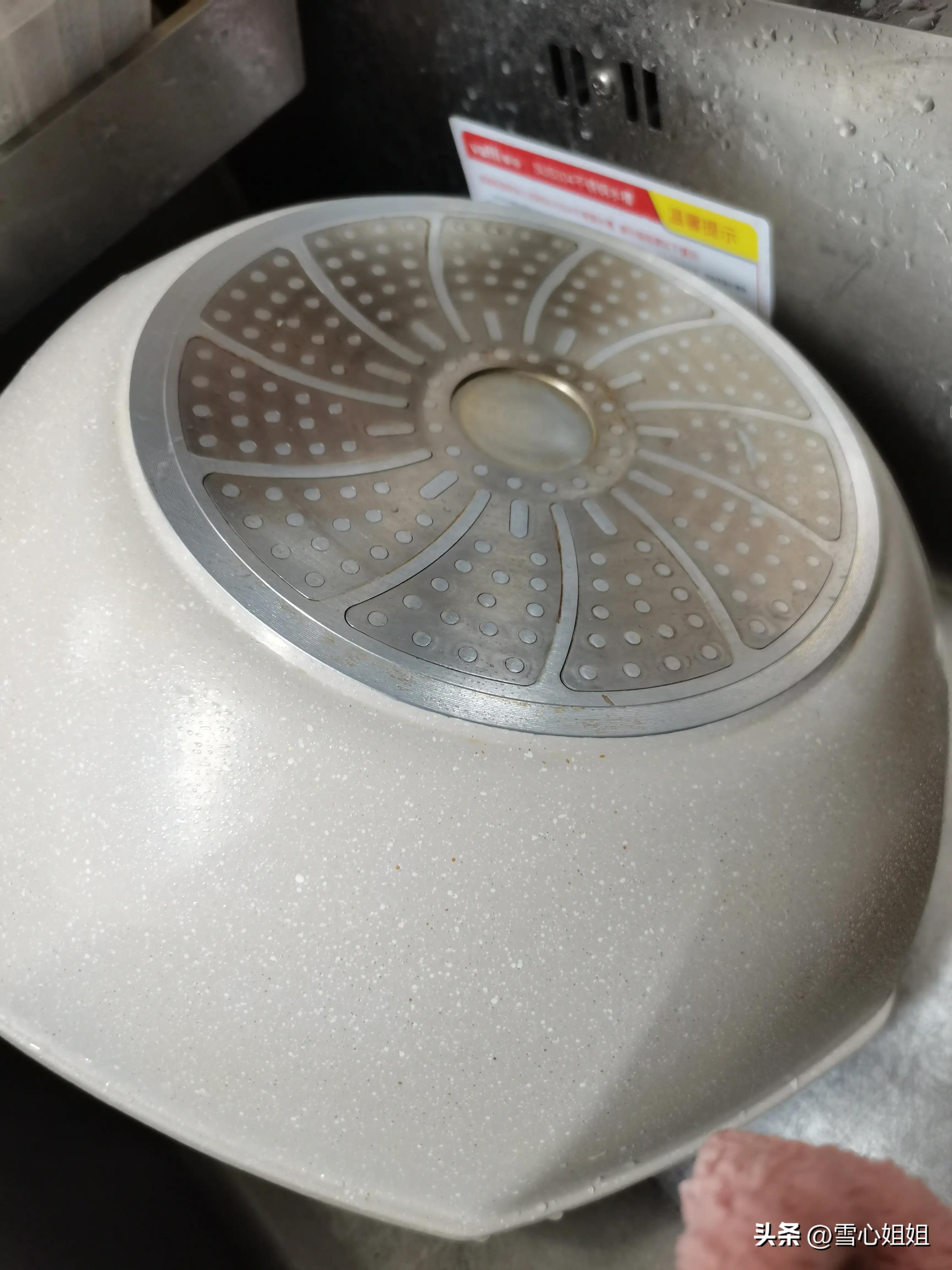 怎样去除麦饭石锅烧黄的印记,麦饭石锅内烧焦除垢剂