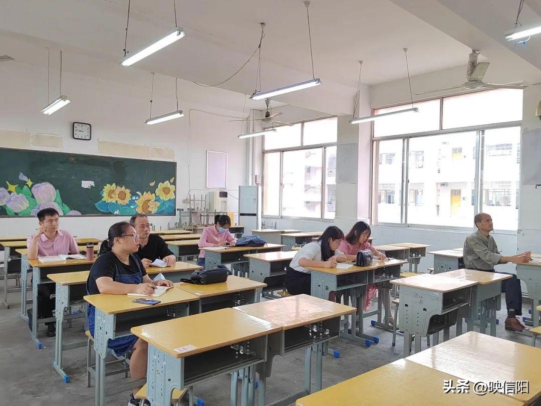 固始县高级中学举办2022—2023学年新教材培训