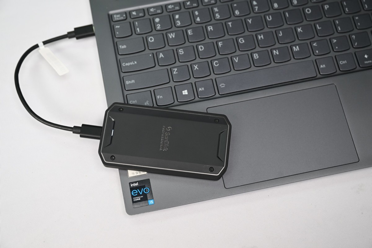 闪迪ssd固态硬盘240g,闪迪移动固态硬盘评测推荐