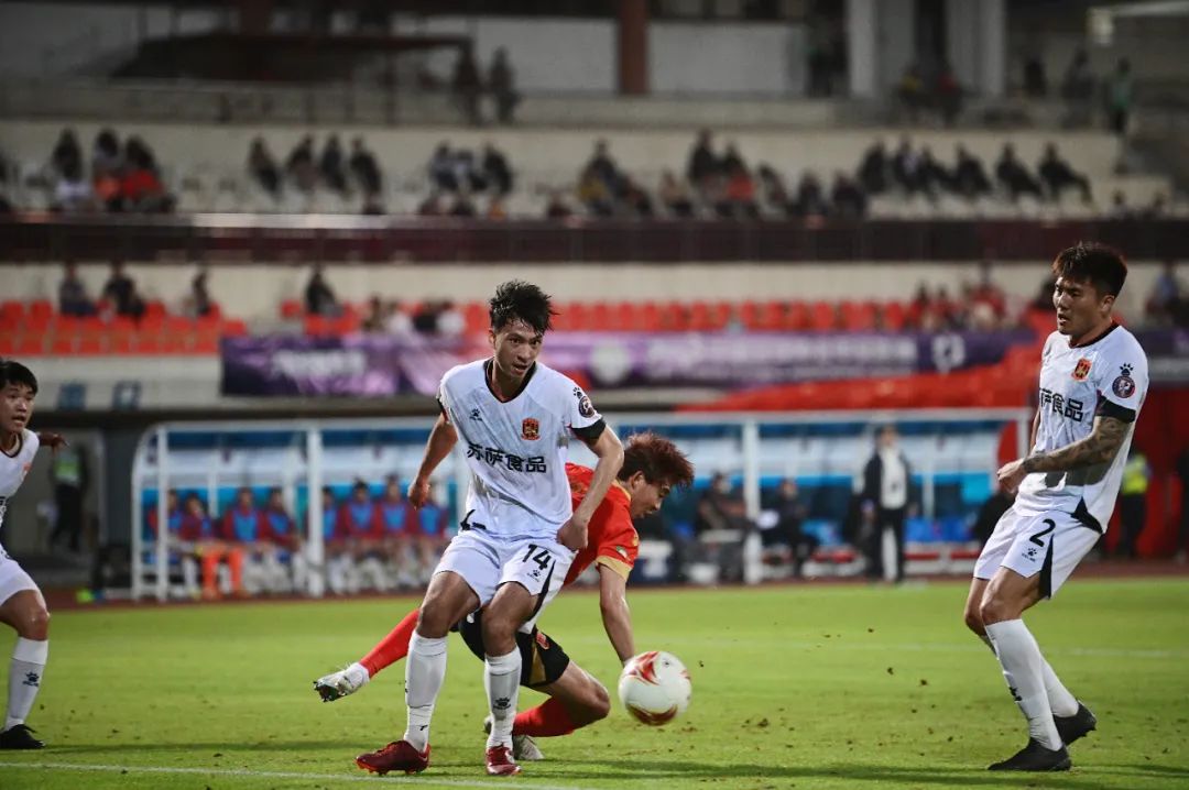 中甲上海嘉定汇龙vs昆山fc,吴雷中甲