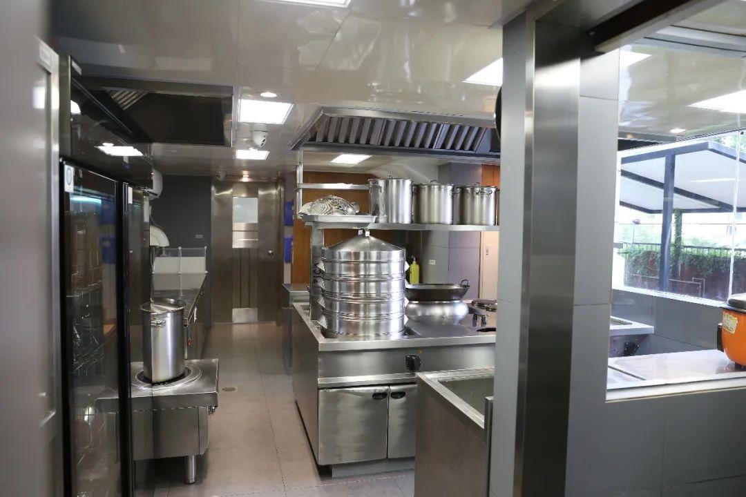 学费一月10万以内的幼儿园,鲸湾幼儿园怎么样