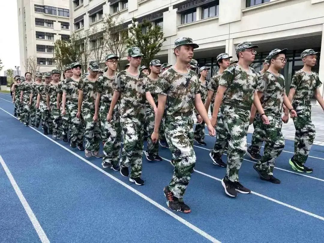 高标准军训,威武霸气的军训