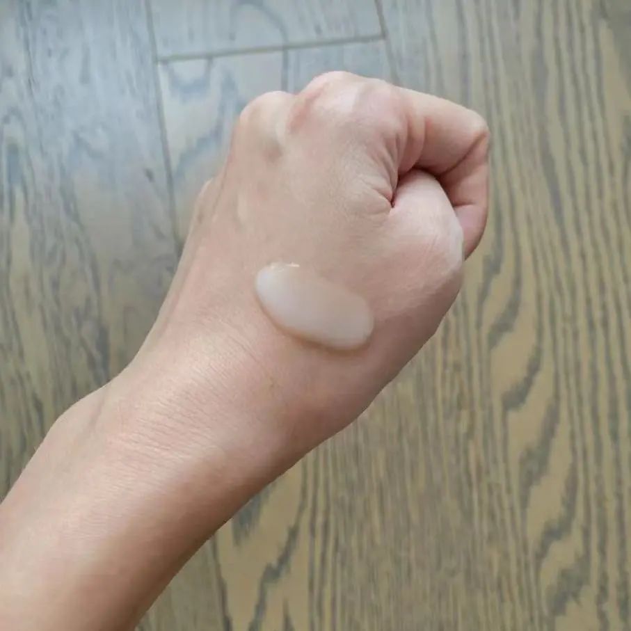 黑绷带是最好的护肤品吗,黑钥匙面霜和黑绷带哪个适合痘痘