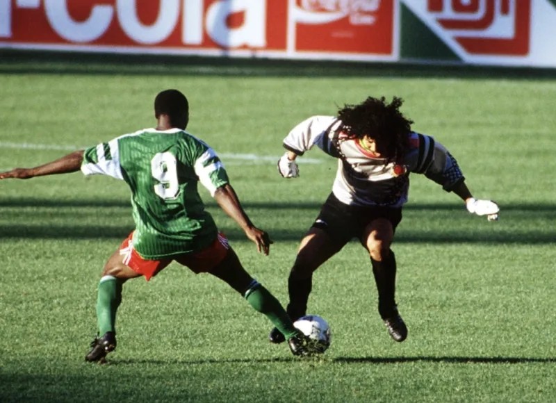 哥伦比亚守门员伊基塔蝎子摆尾,伊基塔蝎子摆尾疯狂的守门员