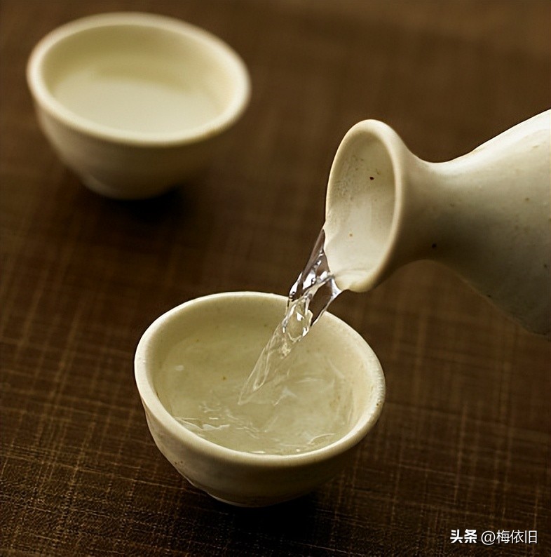 酒桌常见的5款优质白酒,广西人酒桌上爱喝的3款白酒盘点