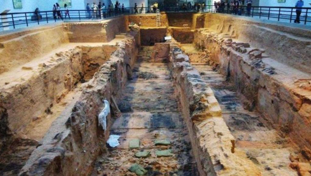 秦始皇墓为什么不敢挖视频,秦始皇陵已被破解的七大谜团