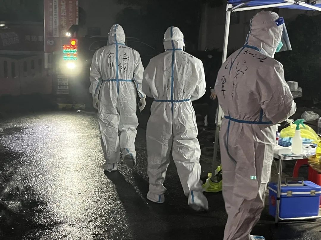 疫情在前!在长沙,有一种守护叫“警察蓝”