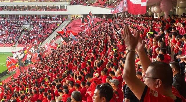 海港夺冠申花球迷反应,申花球迷穿海港球衣