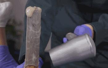 同样钱买一个套二还是两个套一,同样的钱买一套还是两套划算