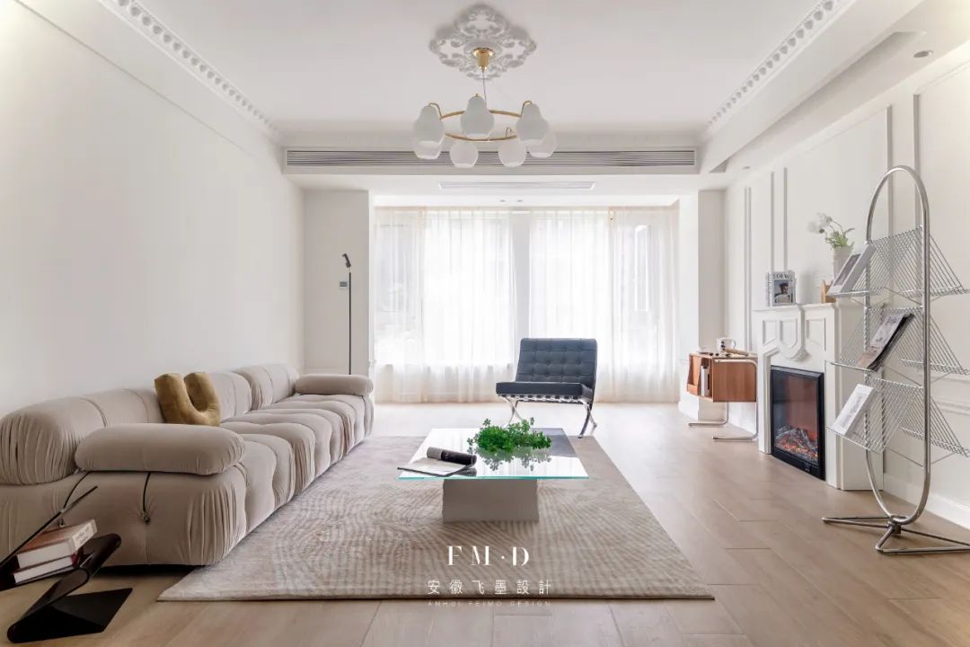 电视背景墙小不挂电视该怎么设计,简单实用的电视机背景墙