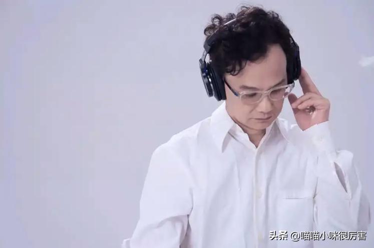 萧亚轩脸部变形,萧亚轩潇洒小姐mtv封神榜演唱会