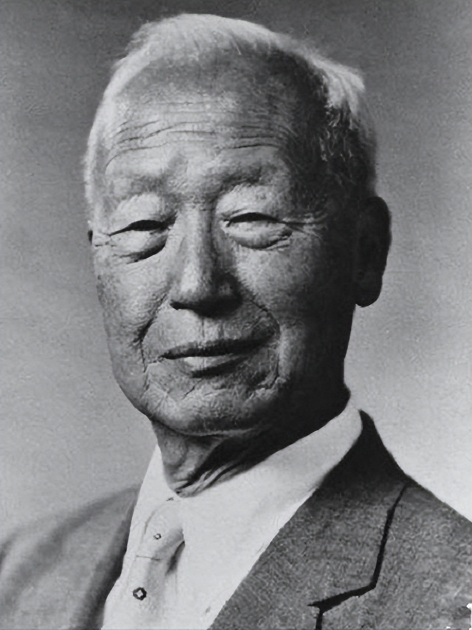 朝鲜军惨败后，后方只剩女人，志愿军高层严令：犯作风错误者枪毙