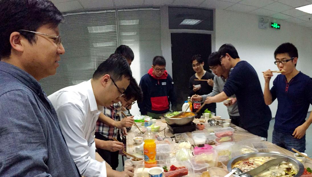 身家210亿的程序员曾暴亏三分之二,他曾是银行行长辞职创业