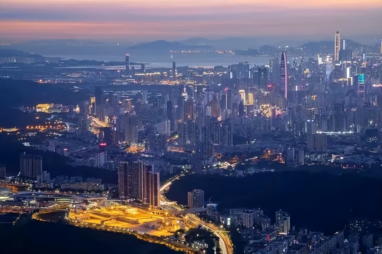 罗湖区*党**代会擘画“三力三区”打造深圳最具影响力美术特色高中推动两家医院床位数均增至700床