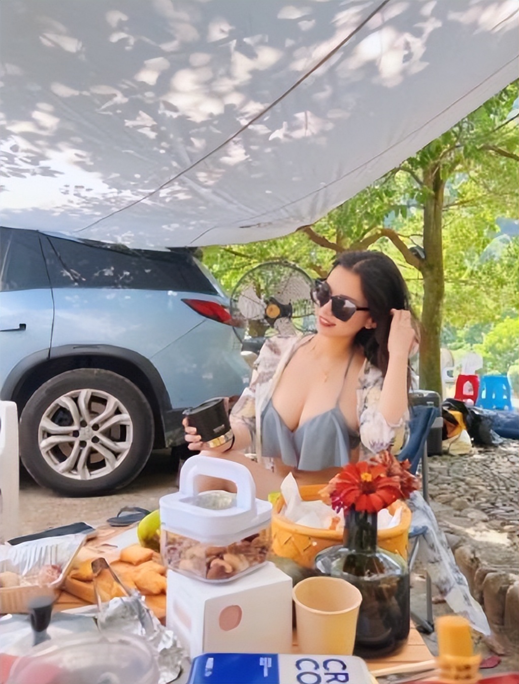 女车主让所有人大吃一惊,女车主让所有人都大吃一惊