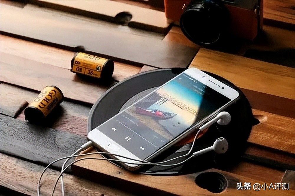 被时代淘汰的功能机,几款被时代抛弃的升降式手机