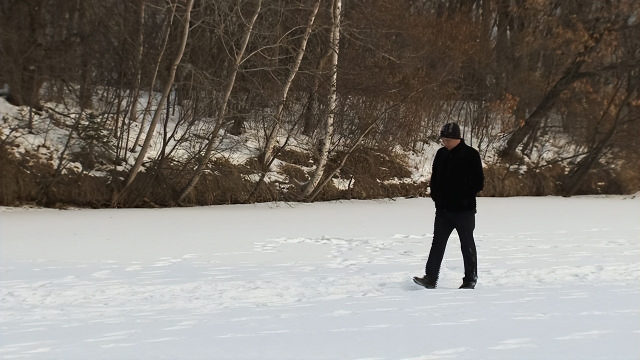 小伙创业年亏40万后逆袭,小伙创业亏损600万