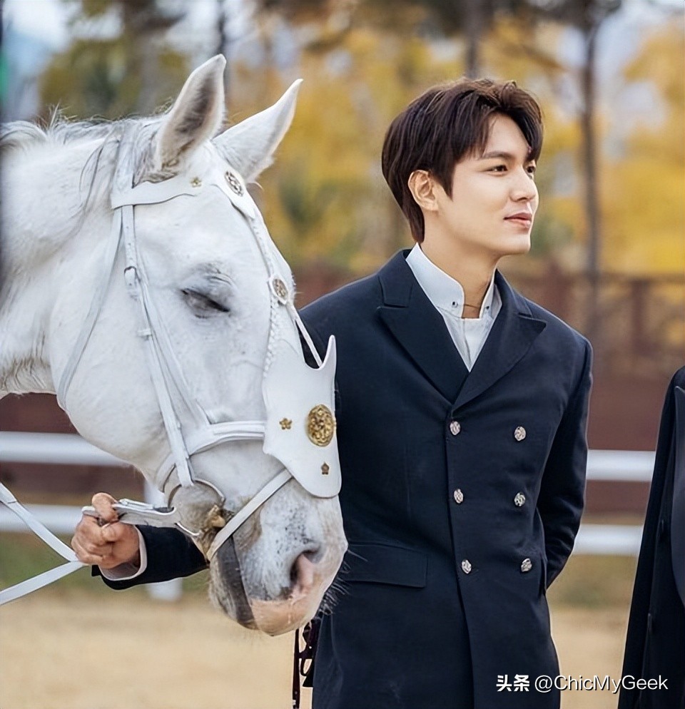 李敏镐17年巅峰颜值,李敏镐颜值巅峰时期