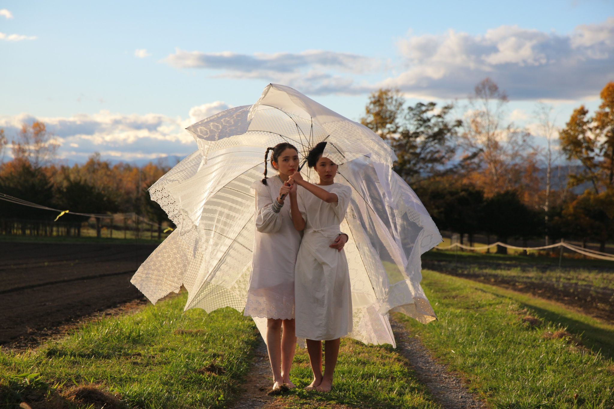 JDN日本设计网站作品太阳伞店“koshirael”把绘画融入雨伞的品牌