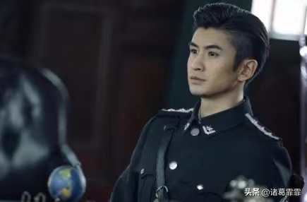 张云龙机场被粉丝问胡一天,张云龙和粉丝互动名场面