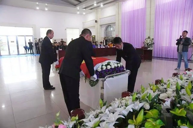 殡葬业有多暴利 (殡葬业暴利事件)