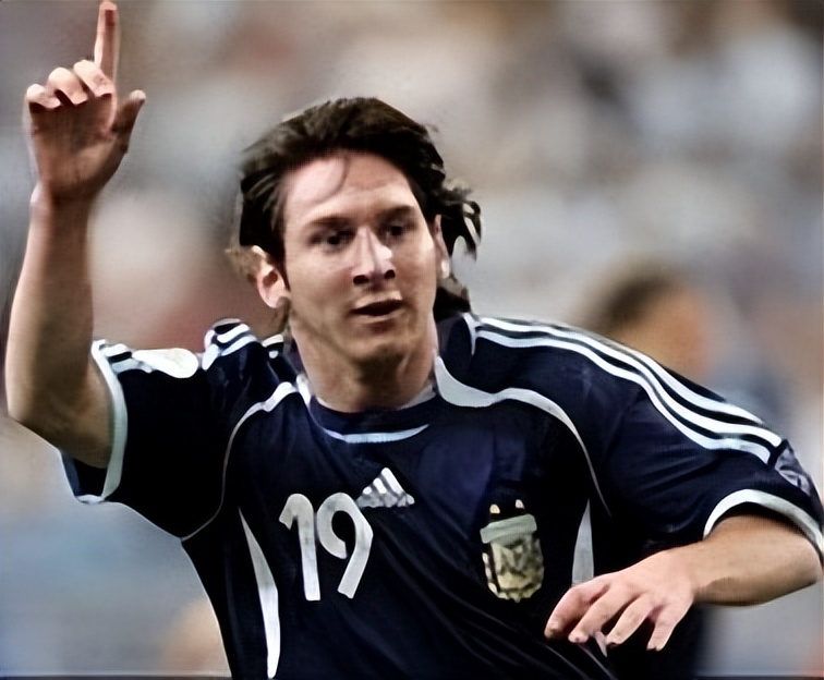 世界杯梅西赢了荷兰的采访,梅西世界杯淘汰赛回放