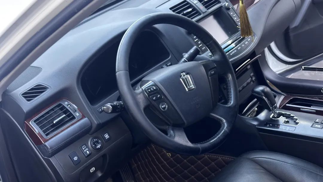 13代半皇冠底盘松散回炉重造,十三代皇冠彻底整备