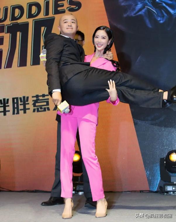 台上老实人，幕后“撒谎精”，这4位男明星一直在扮猪吃老虎