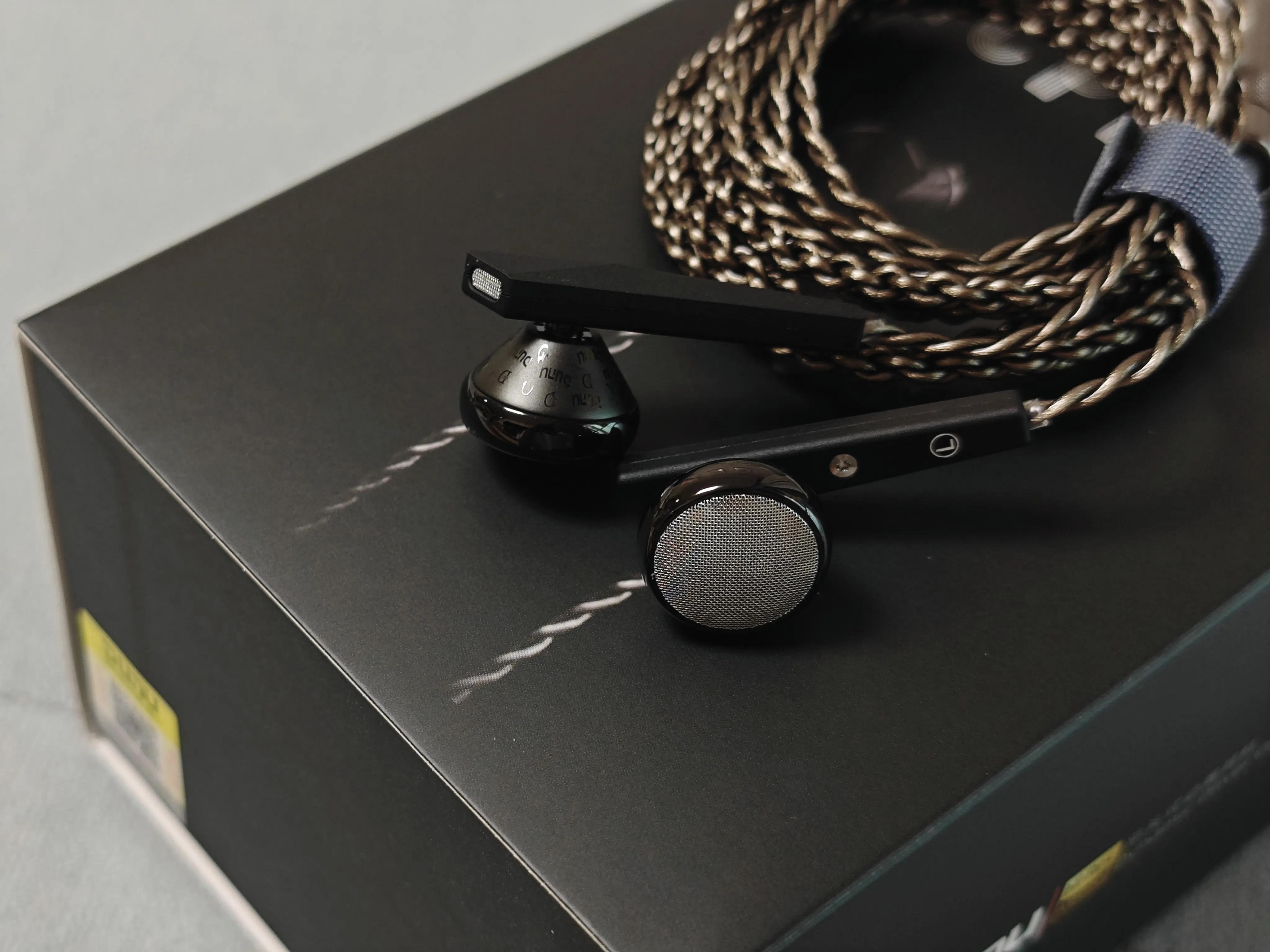 达音科alpha3和titans哪个好,达音科alpha3音质对比ie100pro