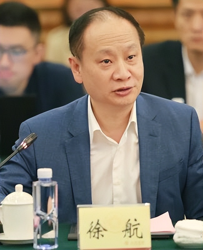 湖南新首富徐航：一天狂赚3.27亿，两年身家暴涨1030亿