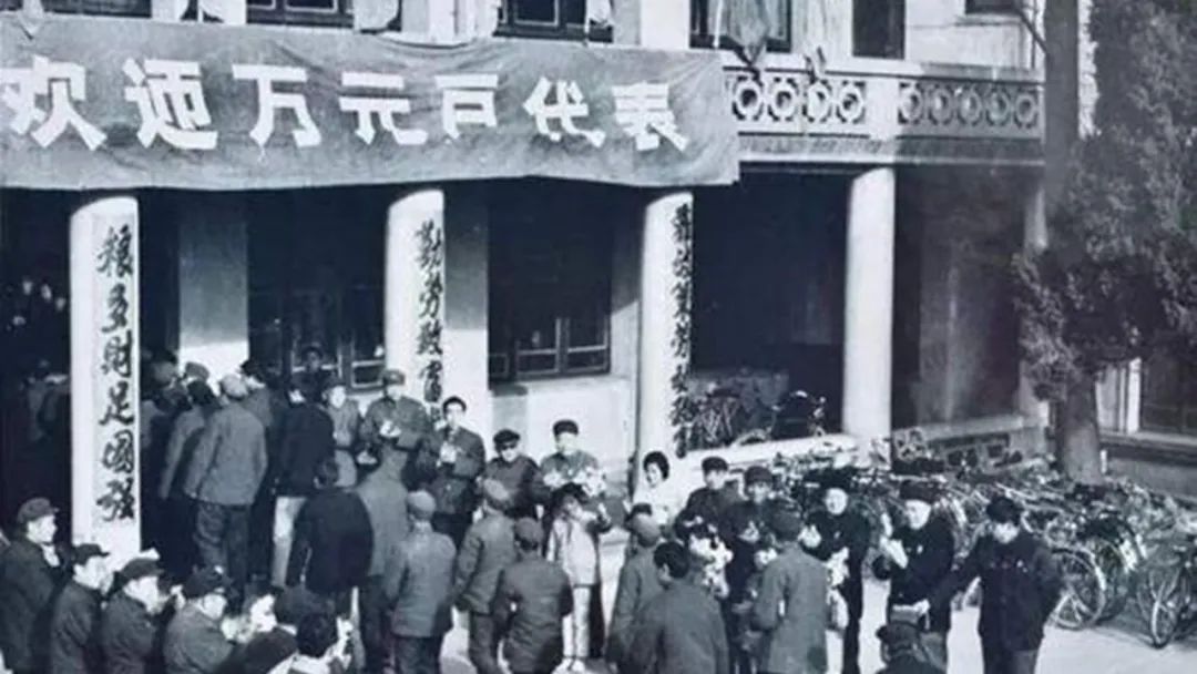 特变电工为什么近期股价下跌,特变电工为什么大跌