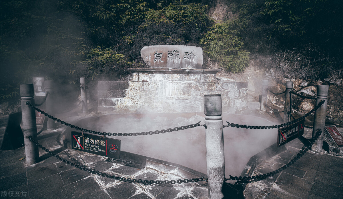 冬天哪里温泉度假村最好,泡温泉地方推荐室内温泉