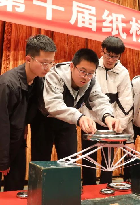 无锡第一中学授牌,无锡市前瞻性项目