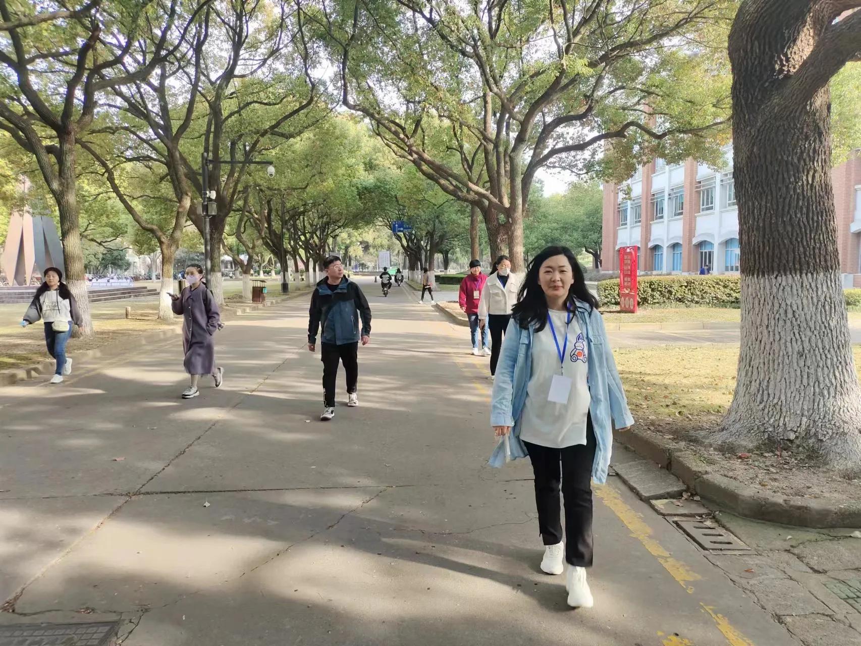 梅花淡淡香——记苏州大学“国培”有感