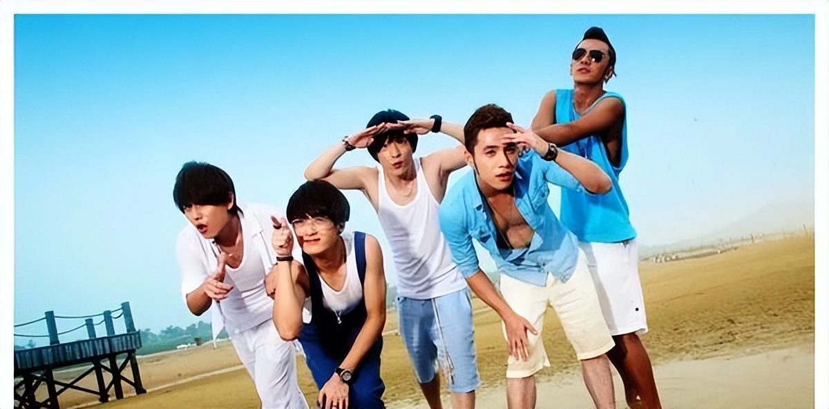 卖螺蛳粉网红男扮女装好几个人,代言螺蛳粉的男星