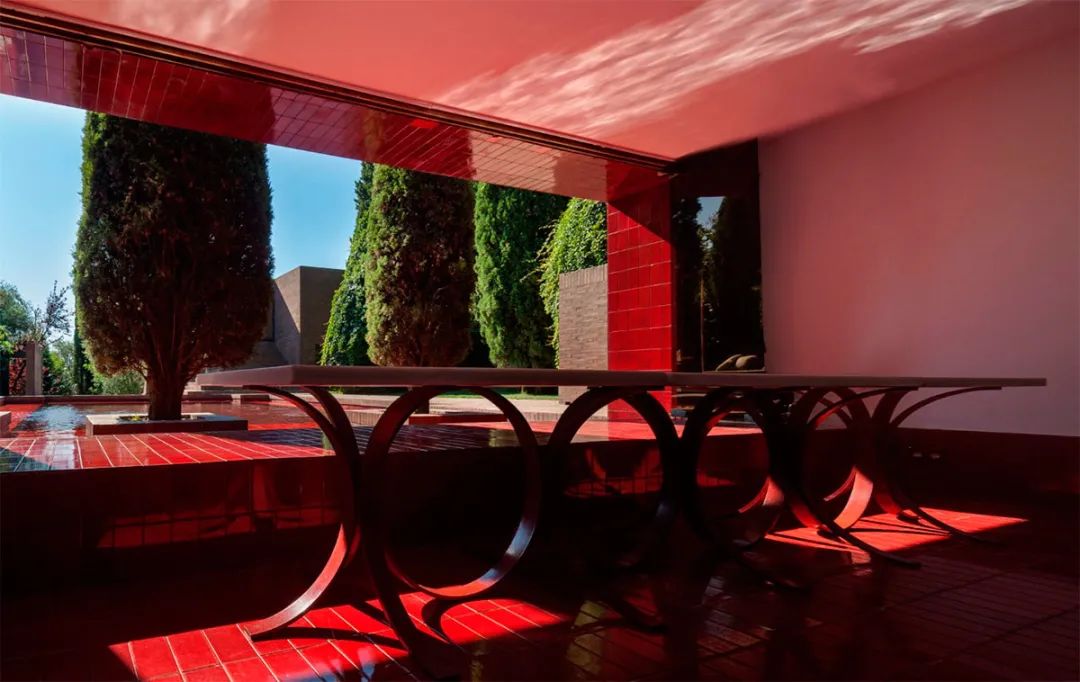 巨星陨落|西班牙著名建筑大师里卡多·波菲逝世