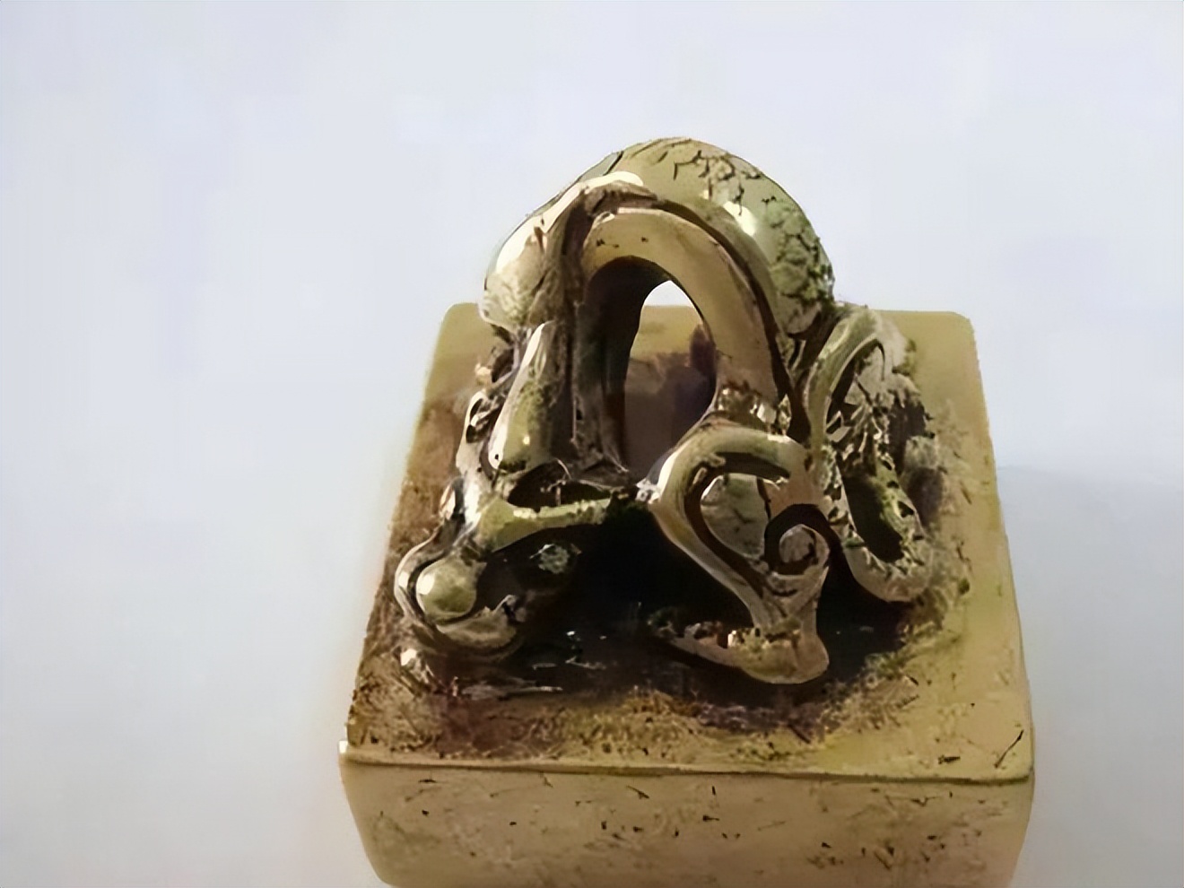 废品站老板回收废铁,废品站老板回收黄金