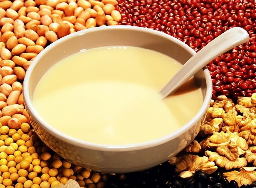 大米和玉米哪个当主食好可以减肥,减肥期间能不能把山芋和玉米吃饱